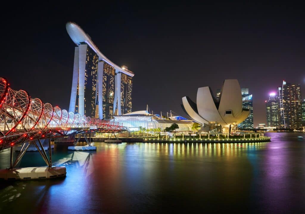 The Marina Bay Sands is perhaps the most know landmark of Singapore.